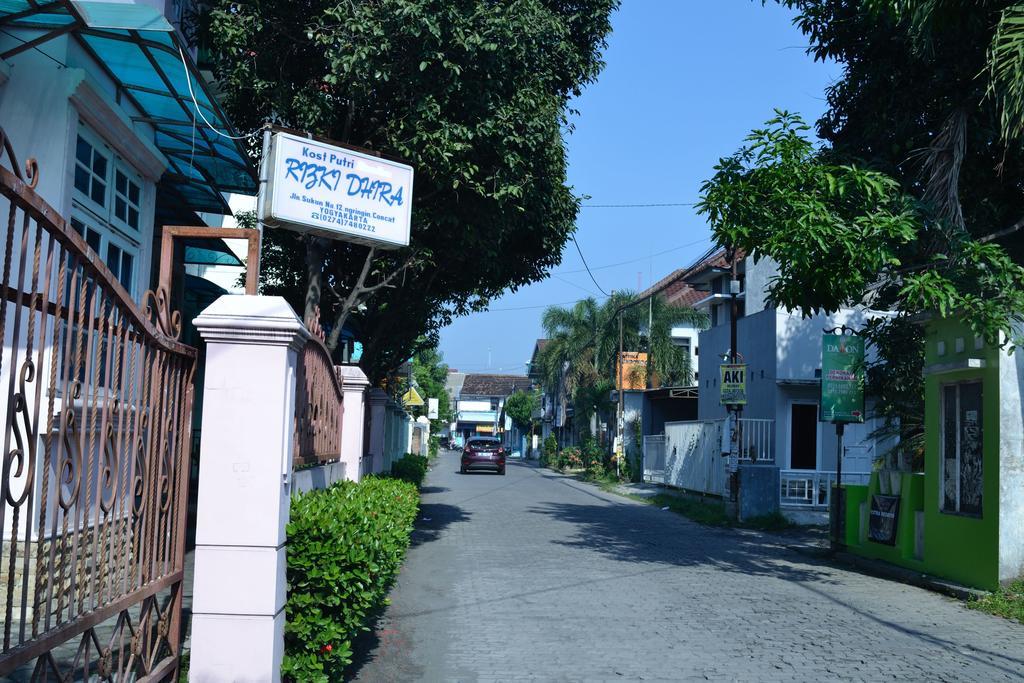 Cipta Guesthouse Yogyakarta Buitenkant foto
